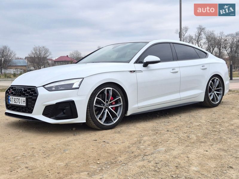 Купе Audi S5 2019 в Коломые
