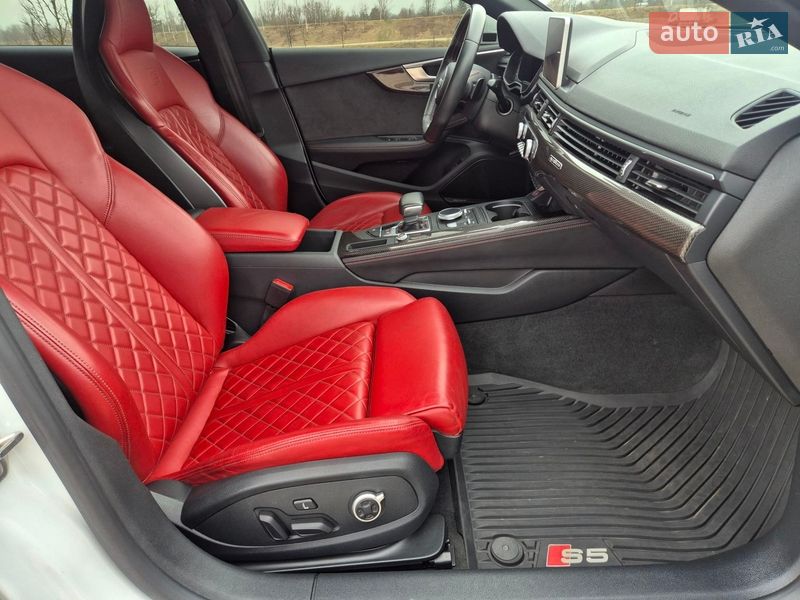 Купе Audi S5 2019 в Коломые