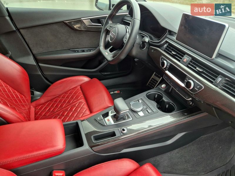 Купе Audi S5 2019 в Коломые
