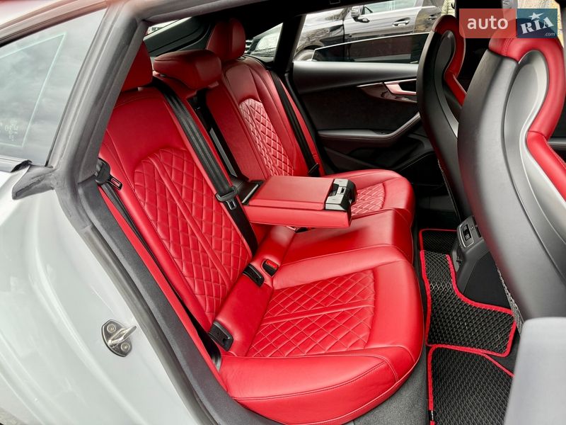 Лифтбек Audi S5 2024 в Харькове