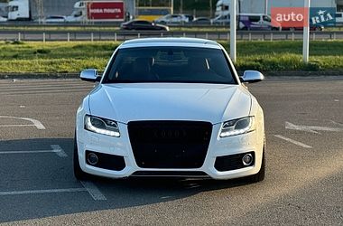 Купе Audi S5 2010 в Киеве