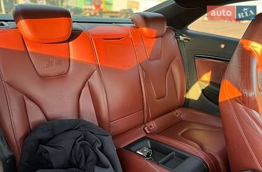 Купе Audi S5 2010 в Киеве