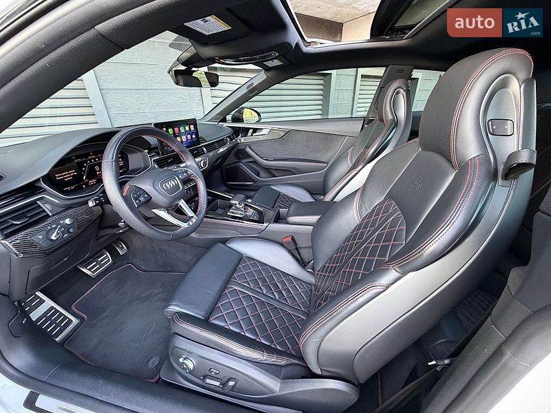 Купе Audi S5 2023 в Киеве