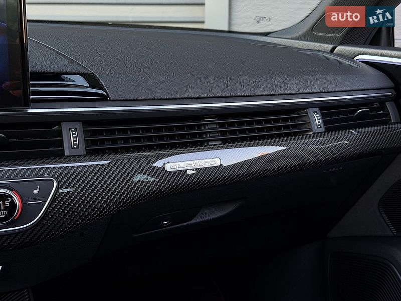 Купе Audi S5 2023 в Киеве