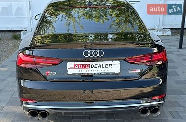 Купе Audi S5 2017 в Киеве