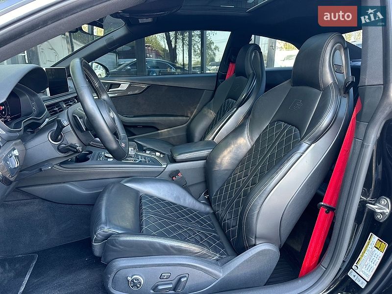 Купе Audi S5 2017 в Киеве