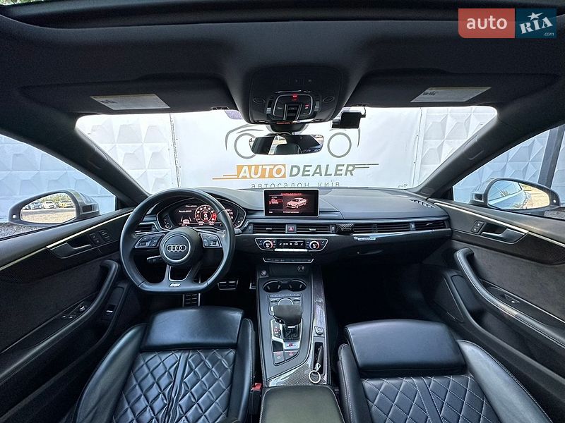 Купе Audi S5 2017 в Киеве