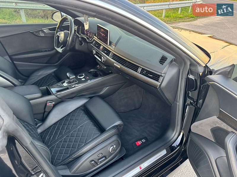 Купе Audi S5 2018 в Львове