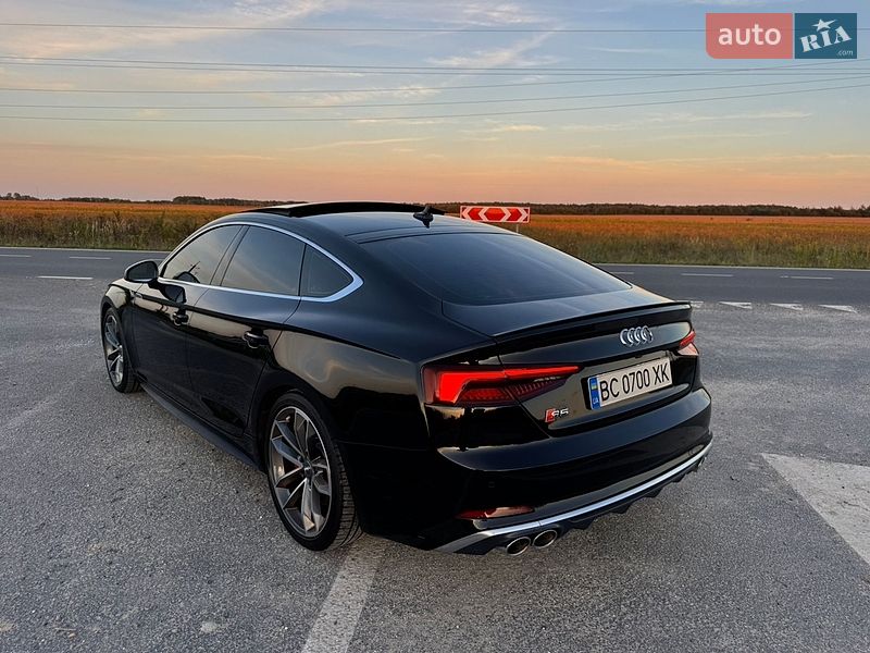 Купе Audi S5 2018 в Львове