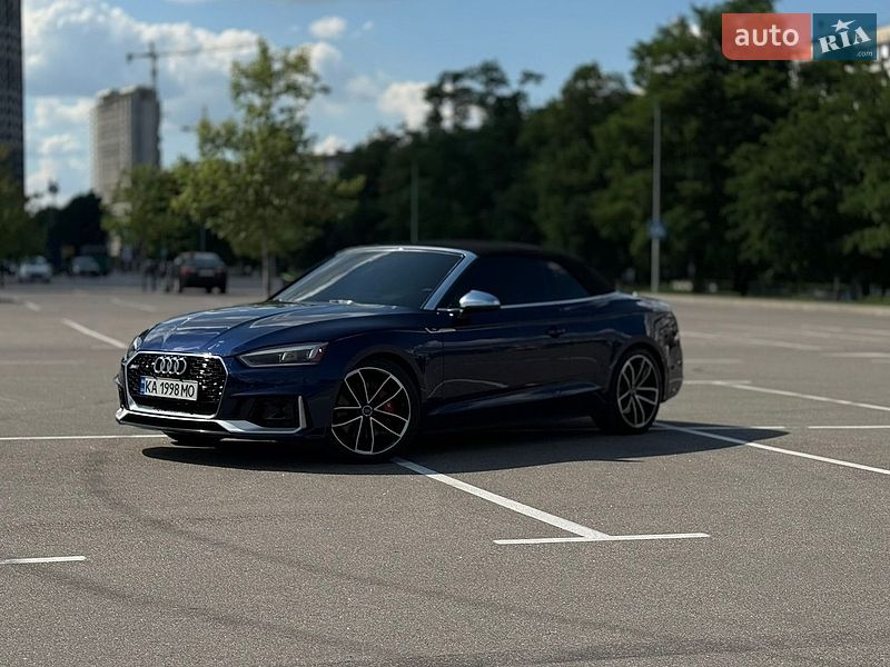 Кабриолет Audi S5 2017 в Киеве