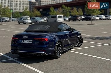 Кабриолет Audi S5 2017 в Киеве