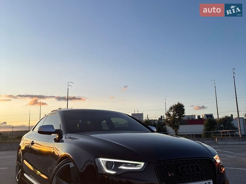 Audi S5, фото з оголошення