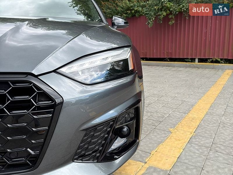 Купе Audi S5 2023 в Львове