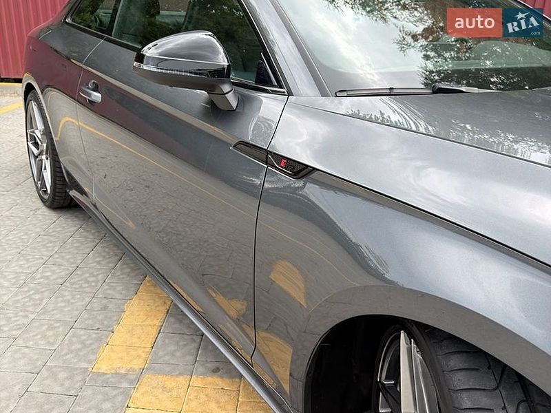 Купе Audi S5 2023 в Львове
