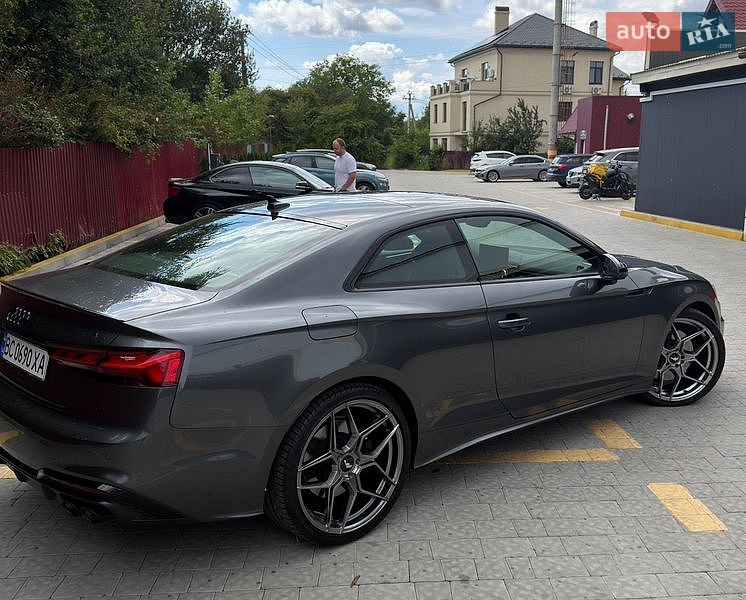 Купе Audi S5 2023 в Львове