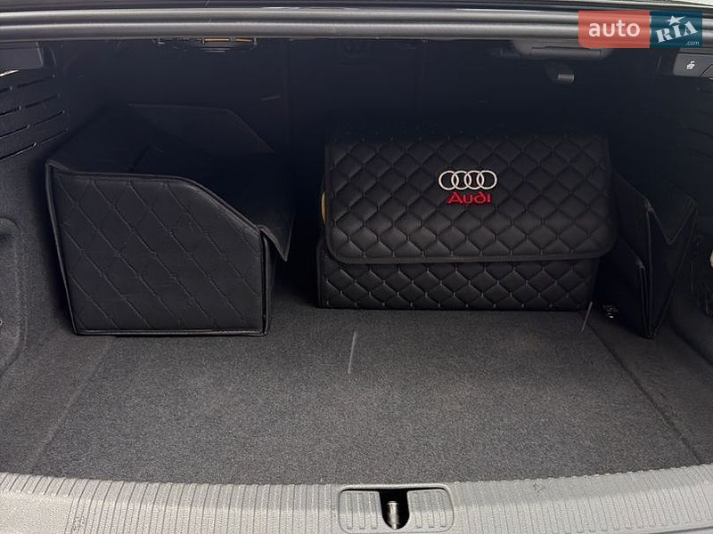 Купе Audi S5 2023 в Львове