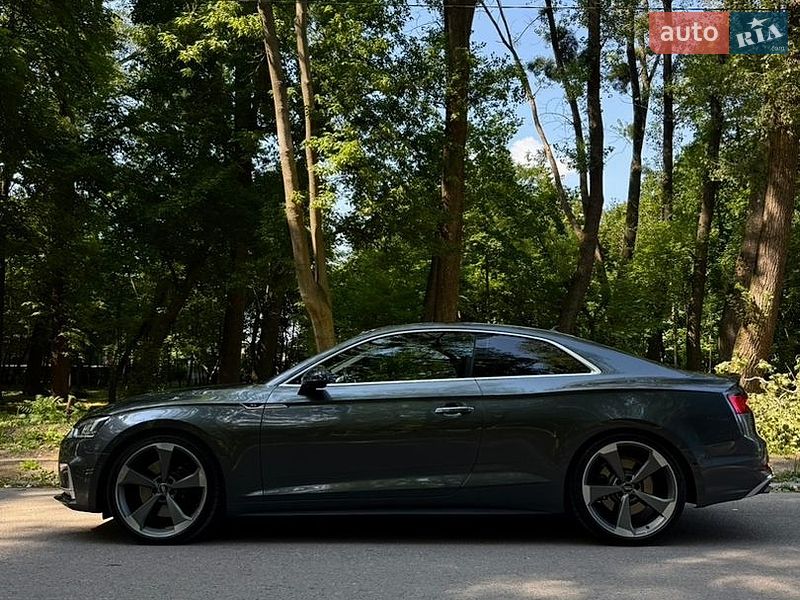 Купе Audi S5 2016 в Чернівцях