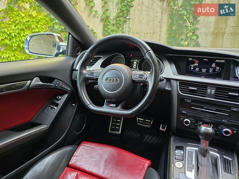 Купе Audi S5 2012 в Хмельницком