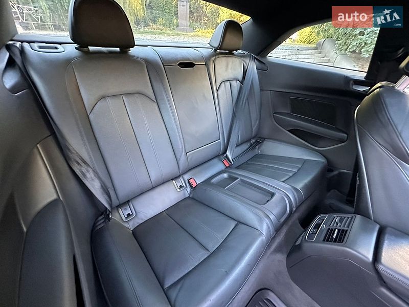 Купе Audi S5 2017 в Киеве