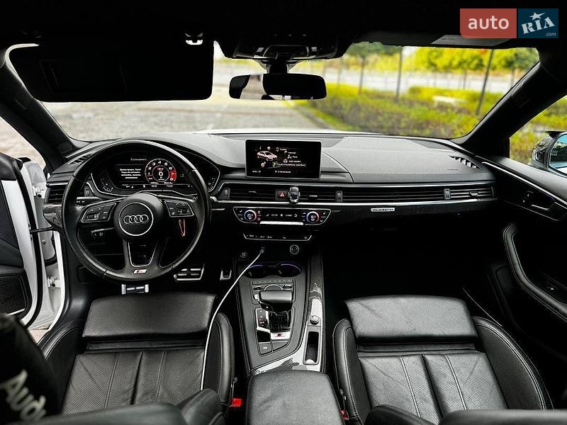 Купе Audi S5 2017 в Киеве