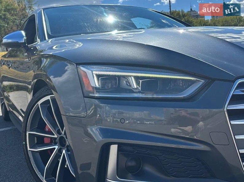 Купе Audi S5 2018 в Києві
