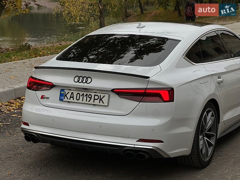 Купе Audi S5 2017 в Киеве фото 12 Купе Audi S5 2017 в Киеве