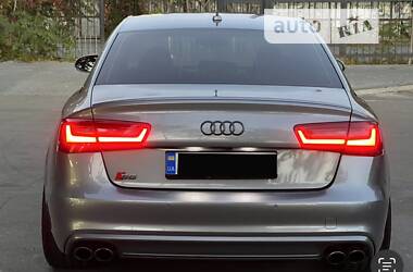 Седан Audi S6 2014 в Киеве