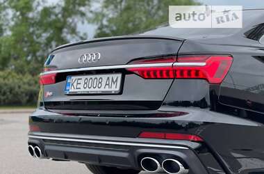 Седан Audi S6 2022 в 