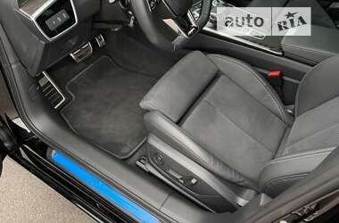 Седан Audi S6 2022 в 