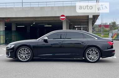 Седан Audi S6 2022 в 