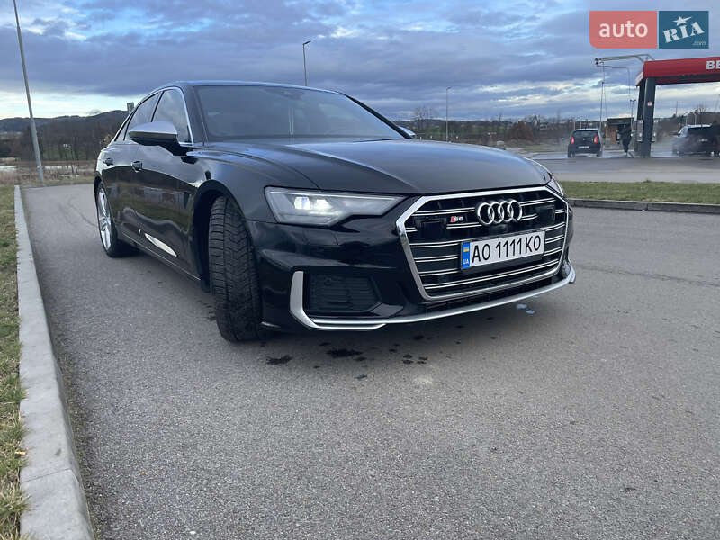Седан Audi S6 2019 в Мукачево