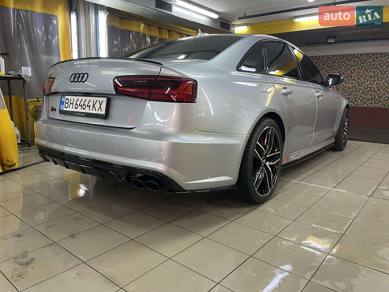 Седан Audi S6 2016 в Одесі