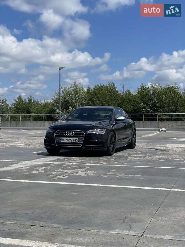 Седан Audi S6 2015 в Киеве
