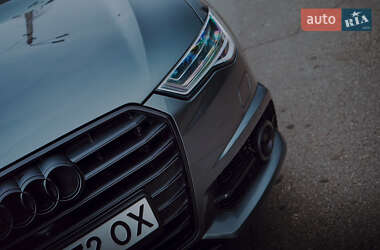 Седан Audi S6 2017 в 