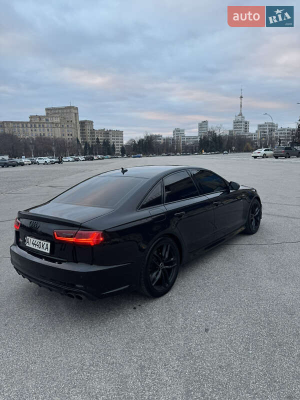 Седан Audi S6 2016 в Киеве