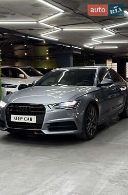 Седан Audi S6 2016 в 