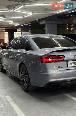 Седан Audi S6 2016 в 