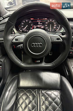 Седан Audi S6 2016 в 