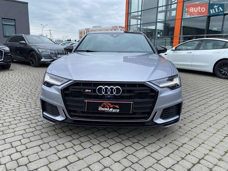 Седан Audi S6 2023 в Львові