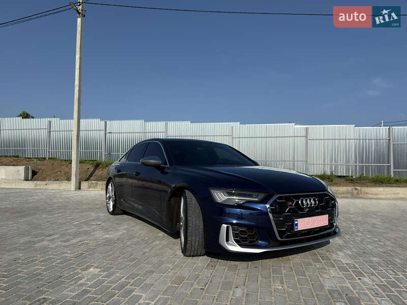 Седан Audi S6 2020 в Львове