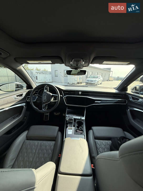 Седан Audi S6 2020 в Львове
