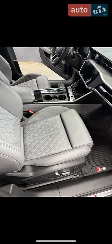 Седан Audi S6 2020 в Львове