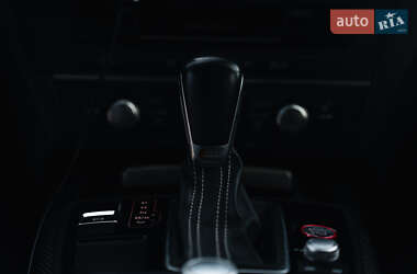Седан Audi S6 2015 в 