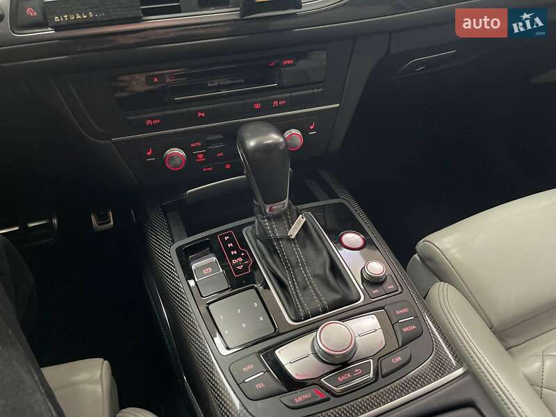 Седан Audi S6 2015 в Киеве