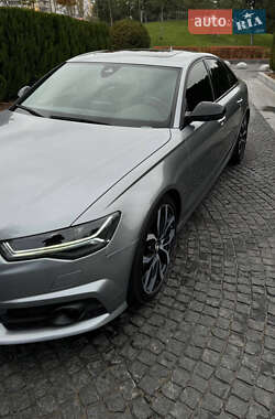 Седан Audi S6 2014 в 