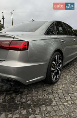 Седан Audi S6 2014 в 