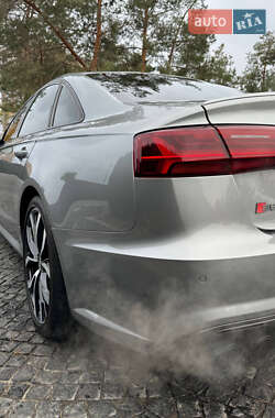 Седан Audi S6 2014 в 