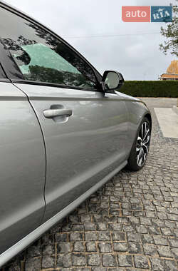 Седан Audi S6 2014 в 