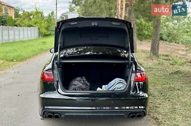 Седан Audi S6 2016 в 