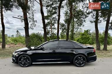 Седан Audi S6 2016 в 